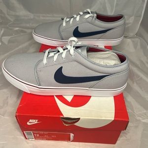NIKE TOKI LOW TXT